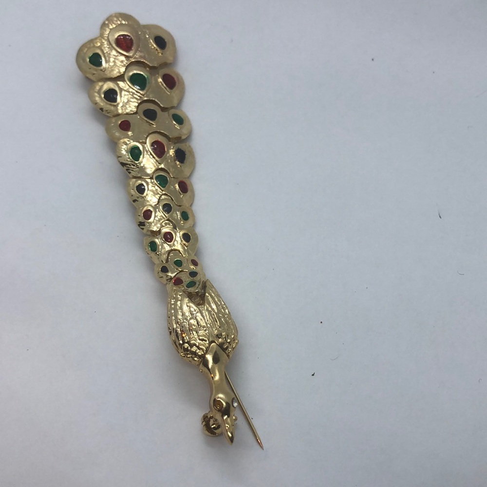 Lovely Peacock Shoulder Brooch Gold-tone with colorful enamel accent